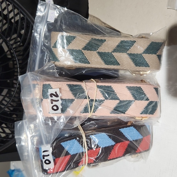 SLANTED or DEVIATED? pattern crossbody/Guitar straps 1½ inches wide - Picture 4 of 6